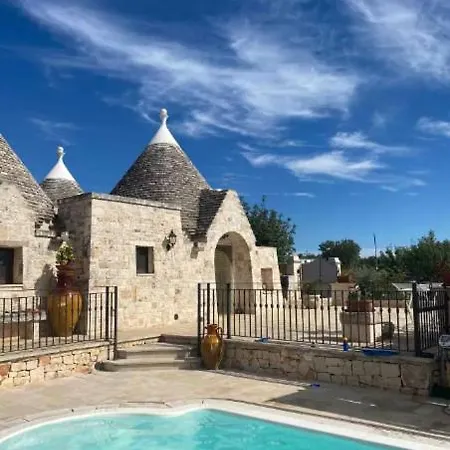 Holiday home Trulli Del Carrubo By Apulia Hospitality Locorotondo